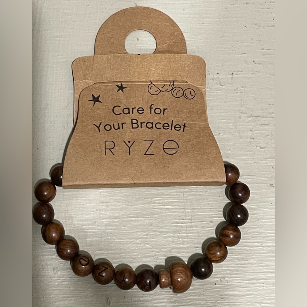 Brown Wooden Hippie Beaded Stretchy Bracelet With Mushroom